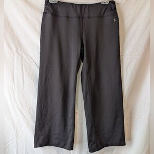 Danskin Now Capri Leggings Size Small